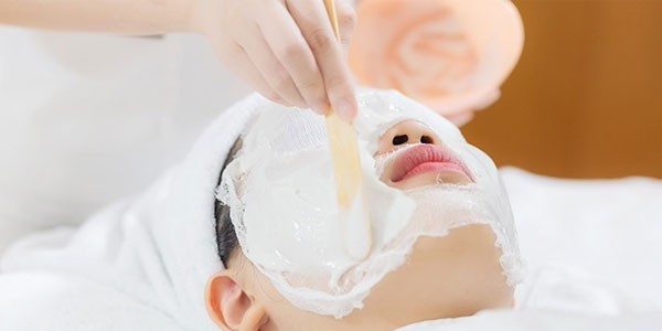 Làn da được chăm sóc đặc biệt nên sẽ hấp thụ dưỡng chất từ mặt nạ