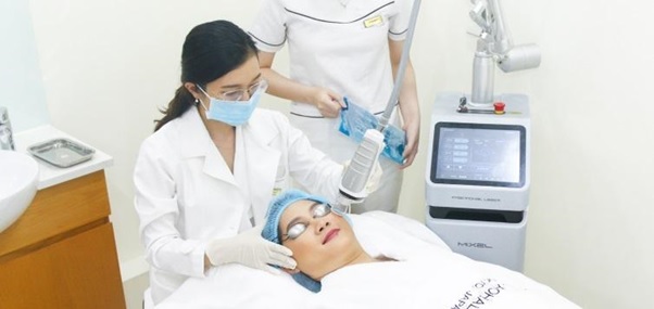 レーザー技術によるしみ治療は、美容皮膚の分野で 一般的な治療方法となっています。